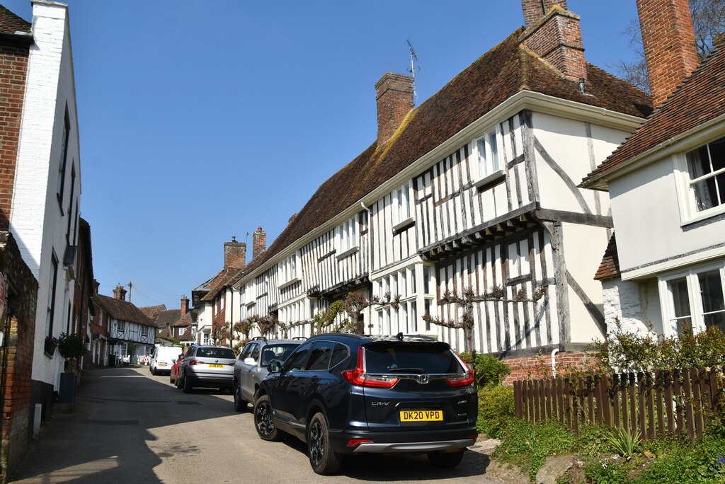 A Guide to Exploring Vineyards from Chilham photo 3