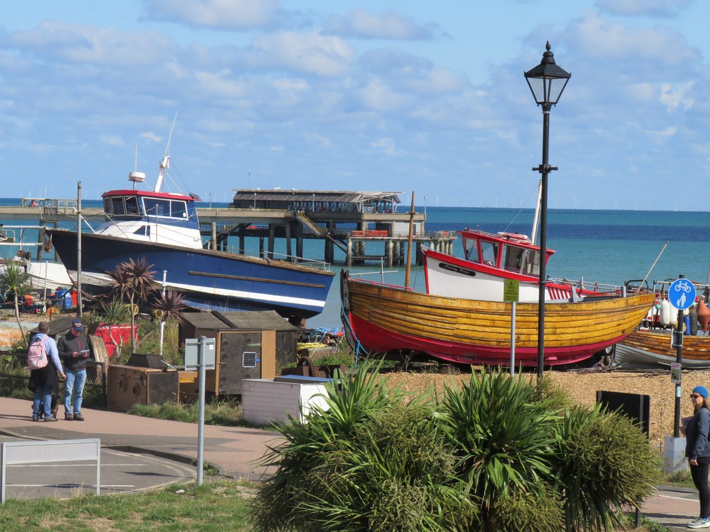 A Guide to Exploring Vineyards from Deal photo 2