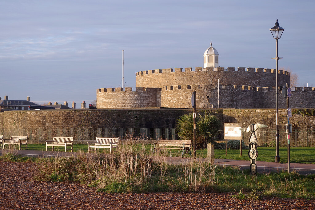 A Guide to Exploring Vineyards from Deal photo 1