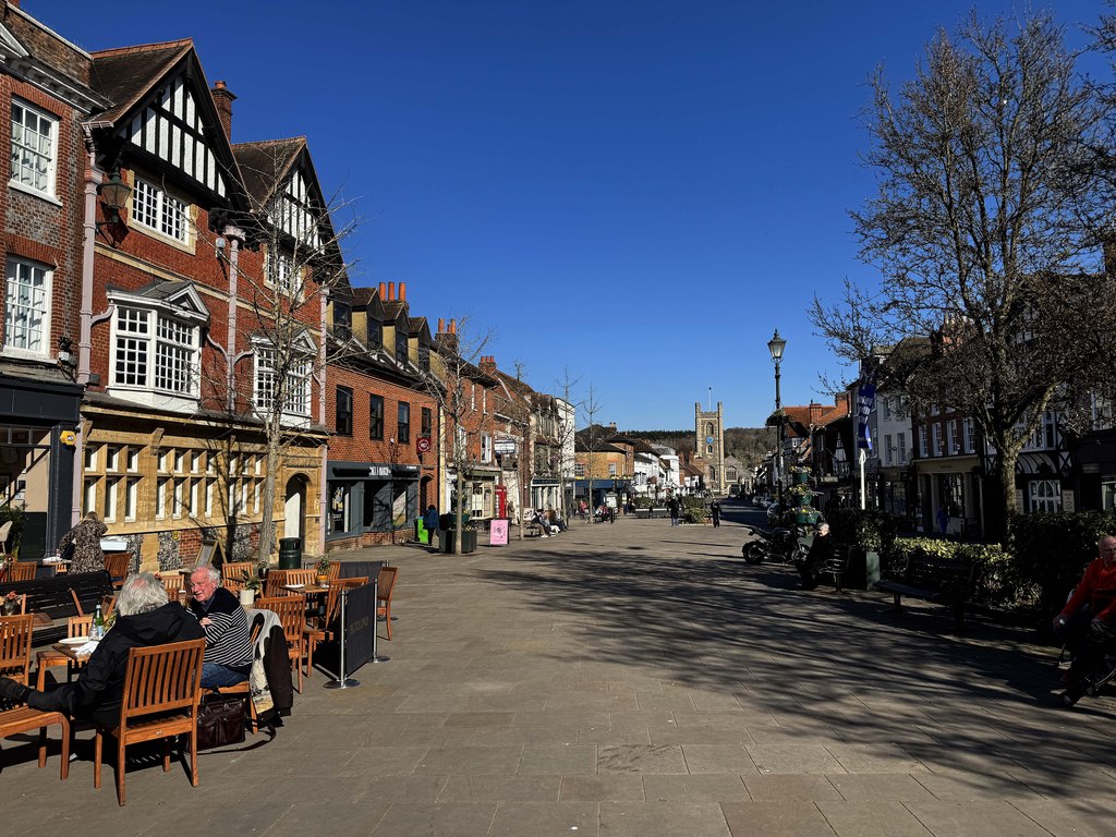 A Guide to Exploring Vineyards from Henley on Thames photo 2