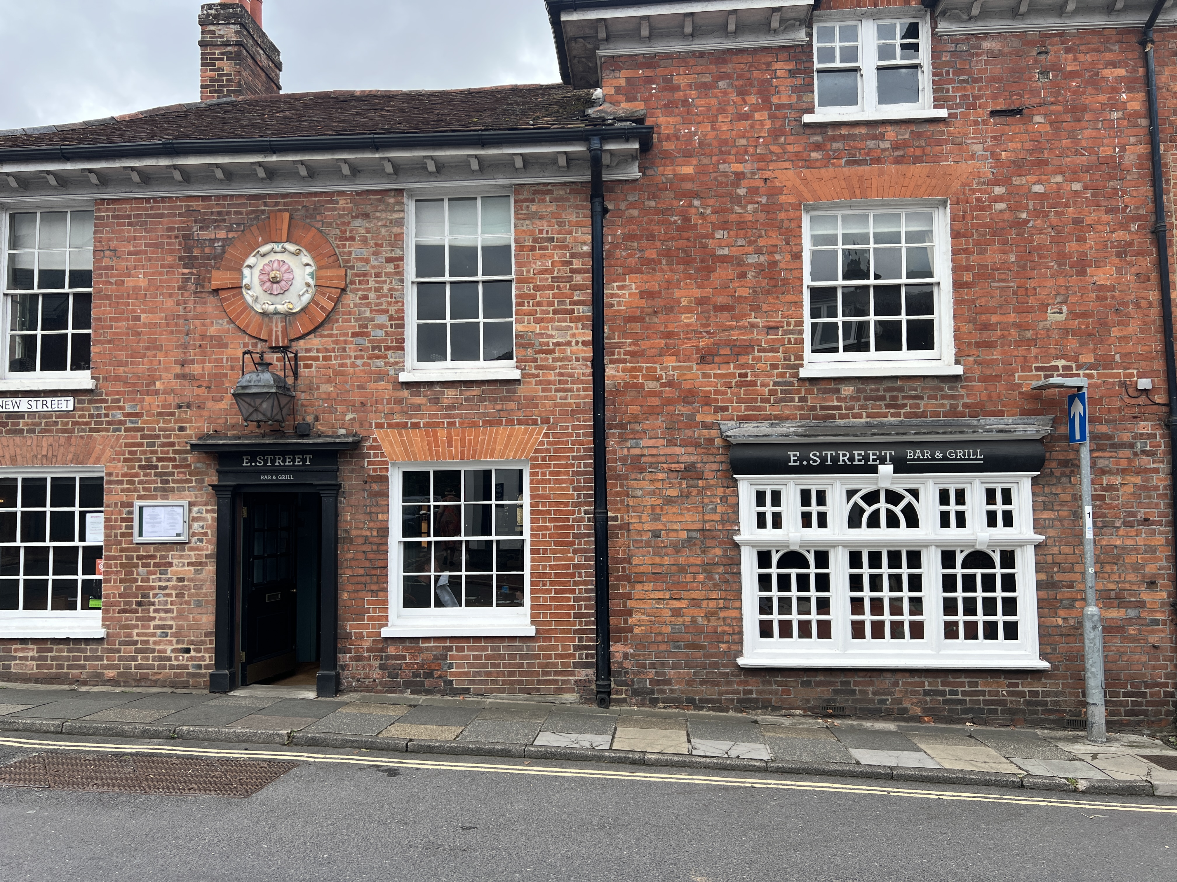 A Guide to Exploring Vineyards from Petworth photo 3