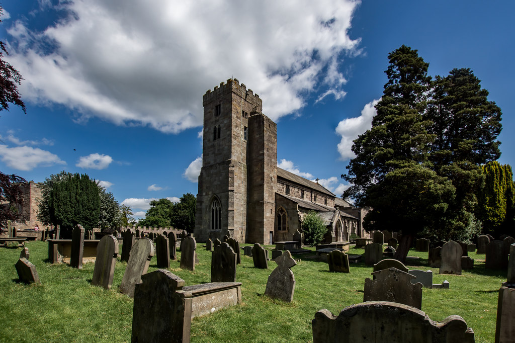 A Guide to Exploring Vineyards from Ripley photo 2