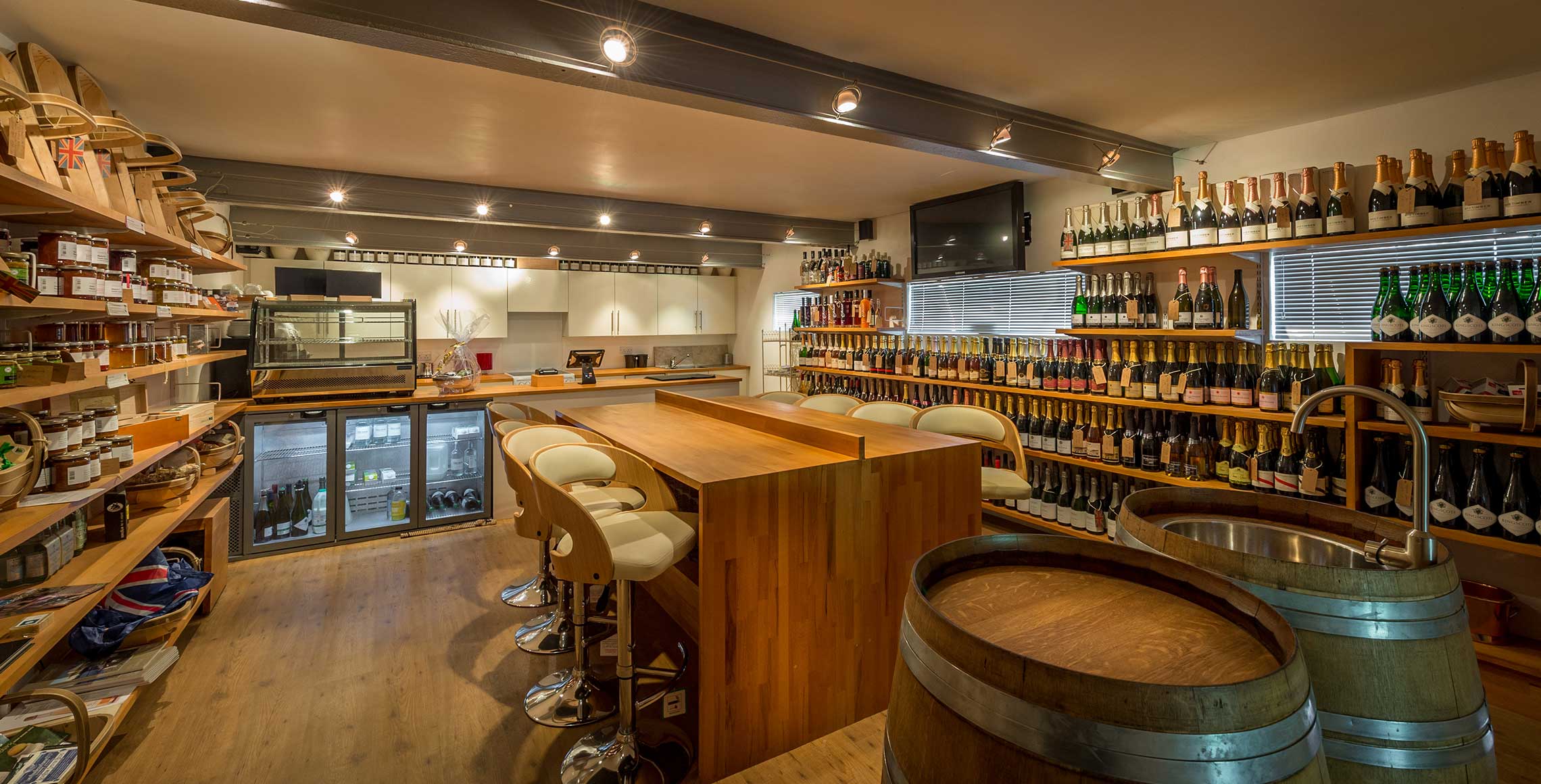 Kingscote Estate main photo