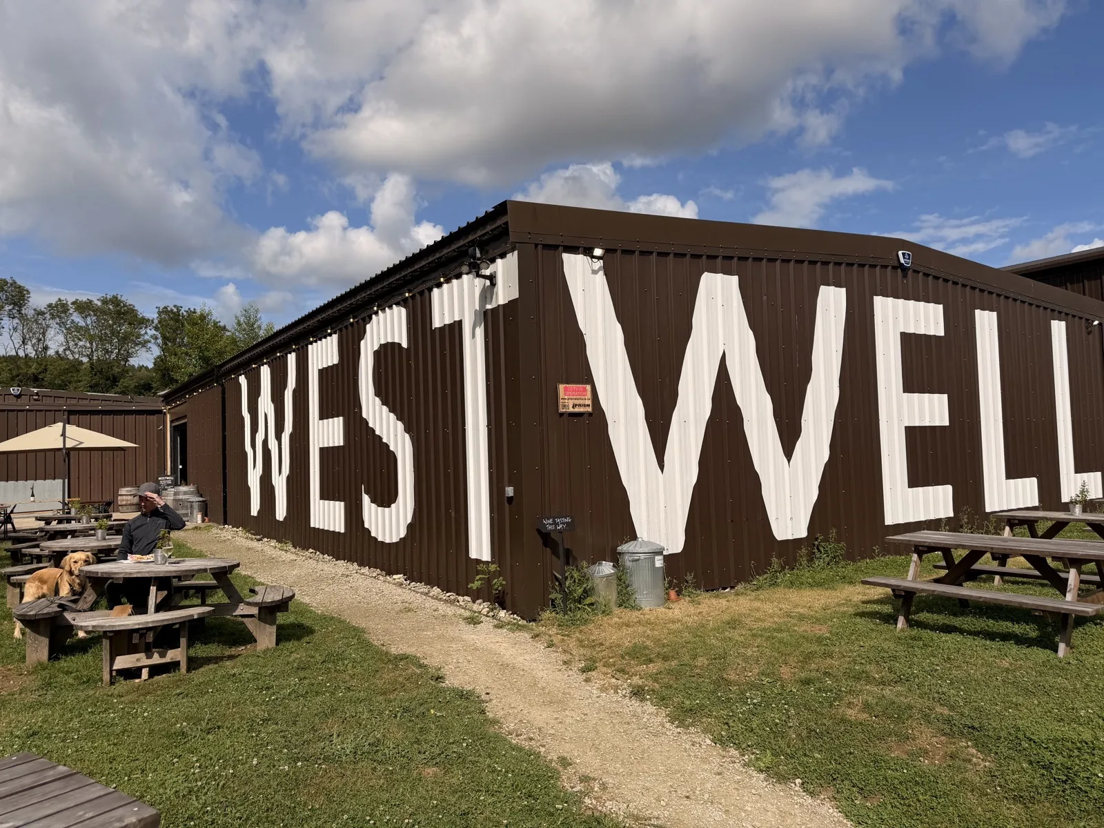 Best Dog Friendly Vineyards and Wineries in Kent